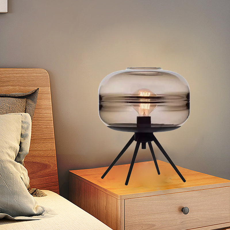 Lampe de table moderne à quatre pieds design