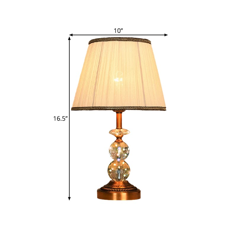Lampe de table élégante forme conique cristaux taillés