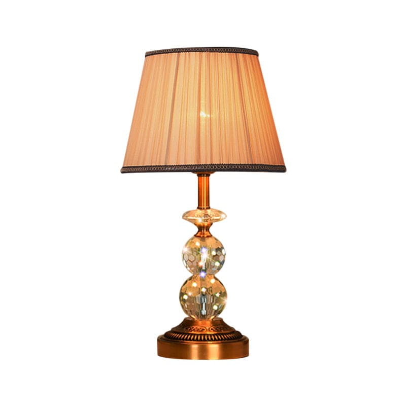 Lampe de table élégante forme conique cristaux taillés