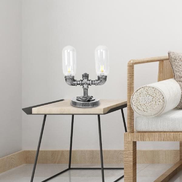 Elegante Tischlampe aus klarem Glas mit rundem Lampenschirm