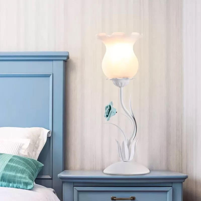 Lampe de table décorative à design floral