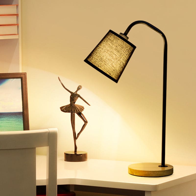 Elegante konische Schreibtischlampe