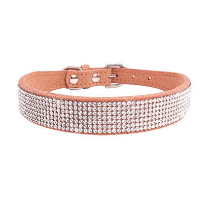 Collier élégant à paillettes et cristaux