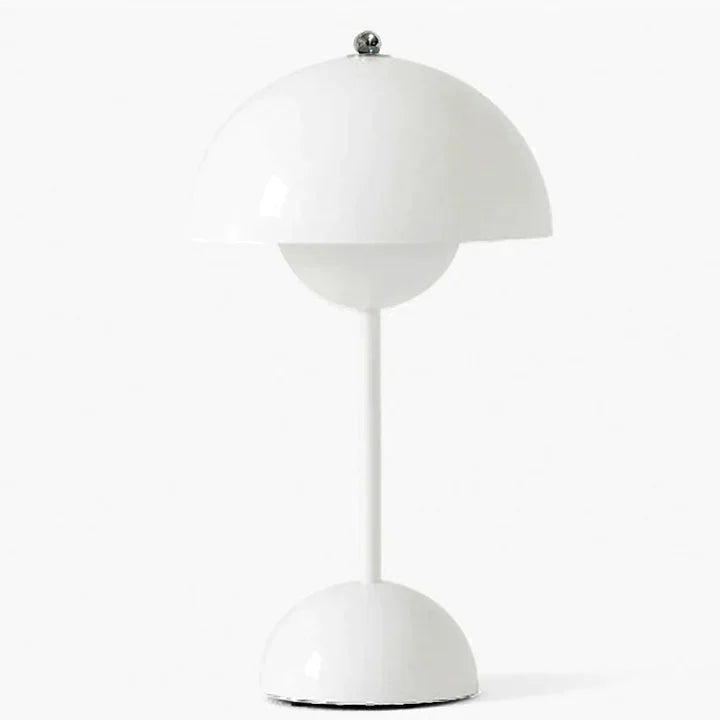 Elegante nordische Tischlampe