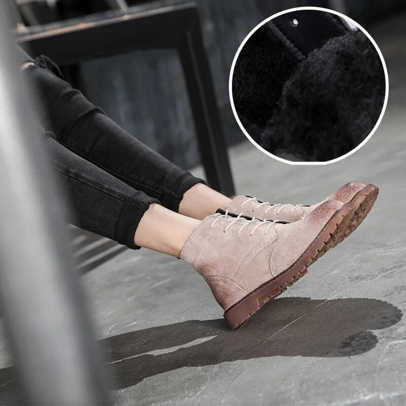 Bottes en daim élégantes à talon moyen