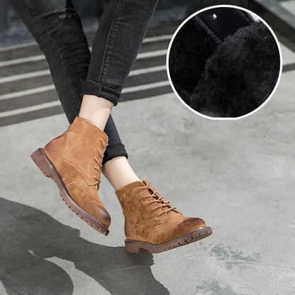 Bottes en daim élégantes à talon moyen