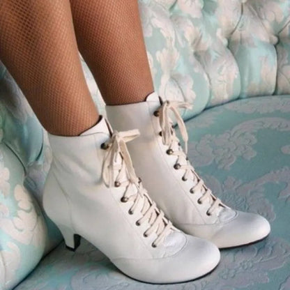 Bottes élégantes en cuir classique
