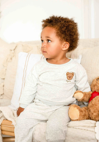 Ensemble bébé en coton doux avec pantalon et bonnet assorti