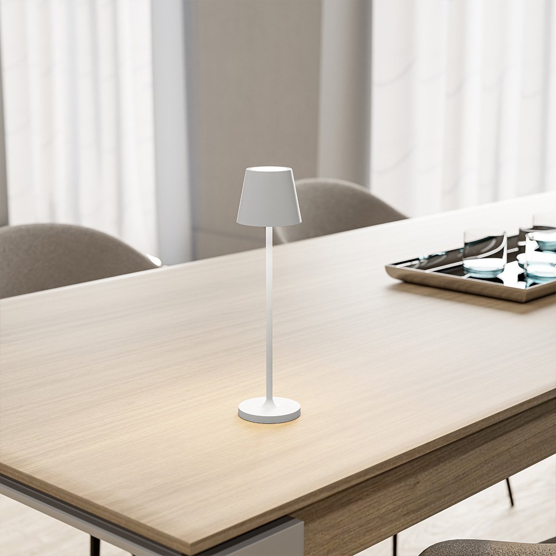 Kompakte LED-Lampe mit Touchscreen und langer Lebensdauer
